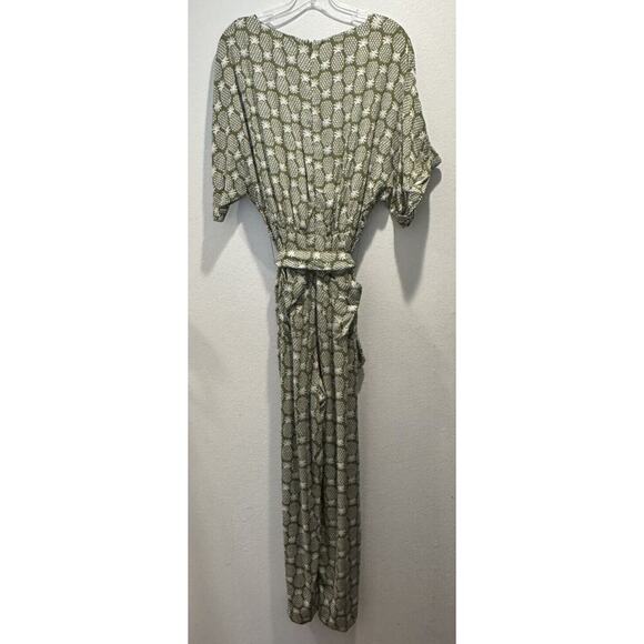 Boden Size 12T Tall Pineapple Print Alice Faux Wrap Romper Jumpsuit Belted Pea - Picture 3 of 7